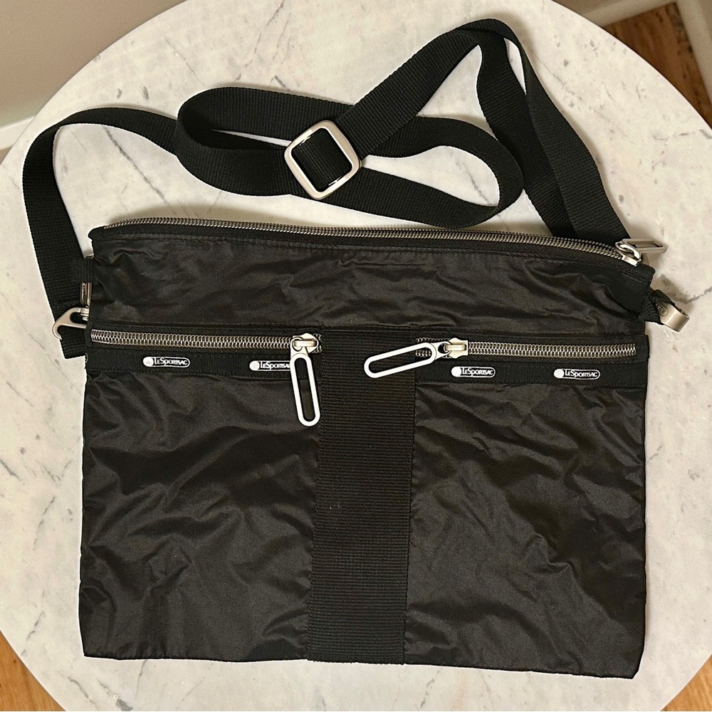 LeSportSac Pouch Crossbody